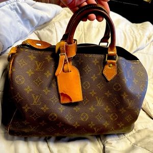 Louis Vuitton Speedy